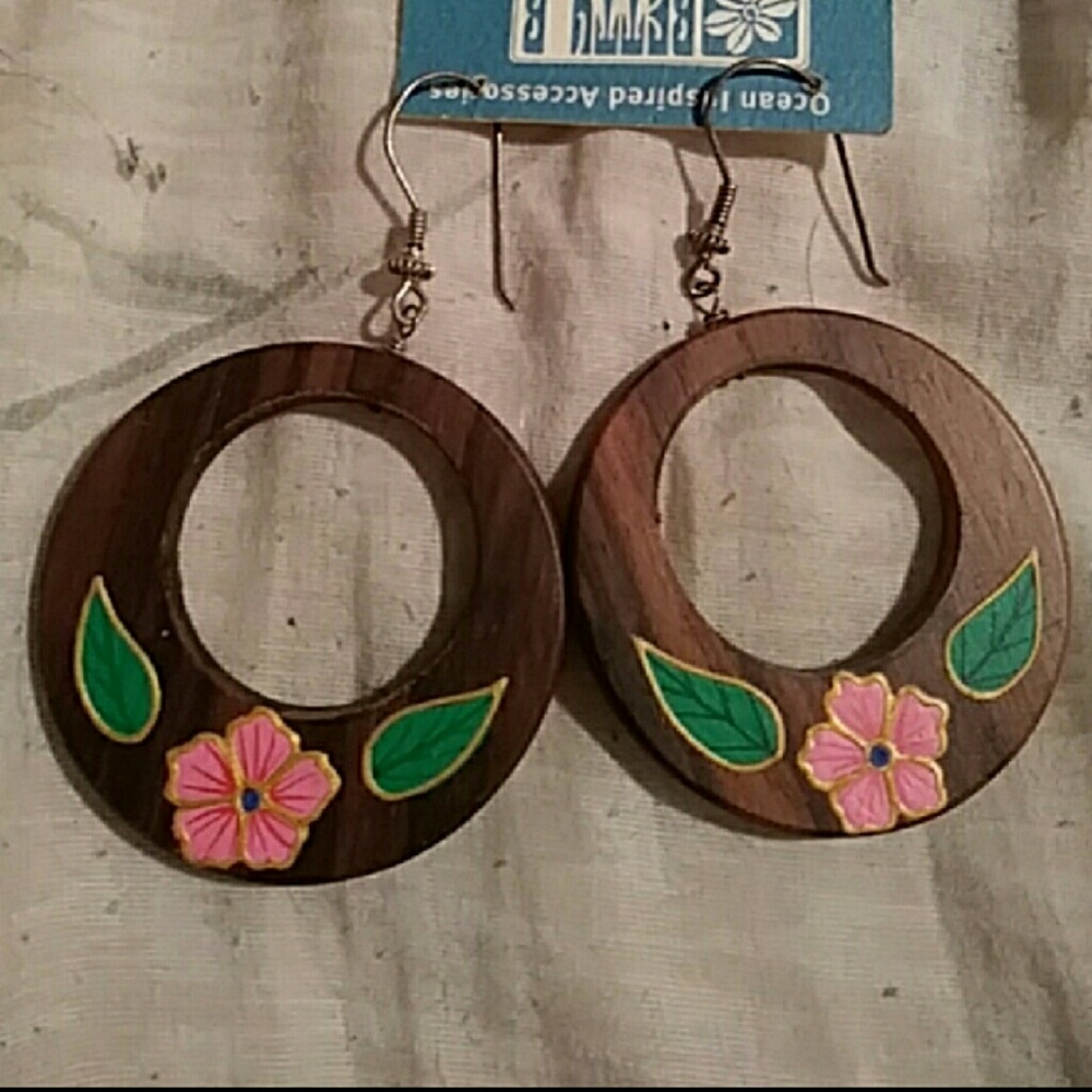 Vegan Earrings & Necklace Set